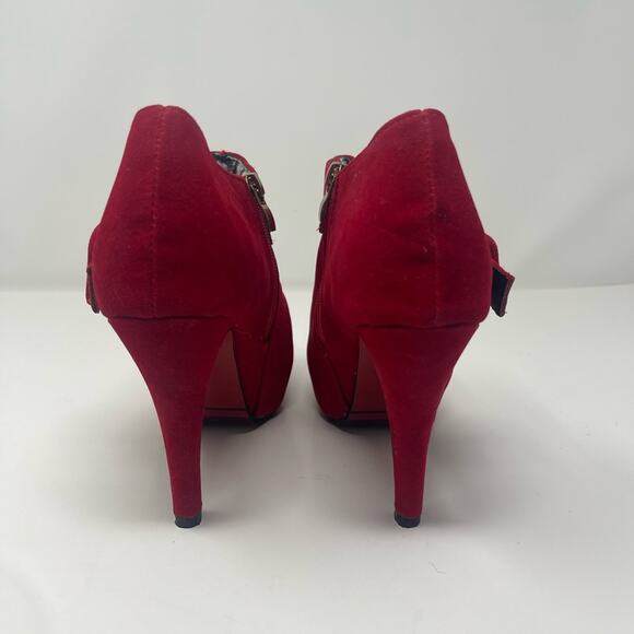 Vero Cuoio Red Faux Suede Platform Booties Heels Italian Women’s Size 8 - Picture 11 of 13